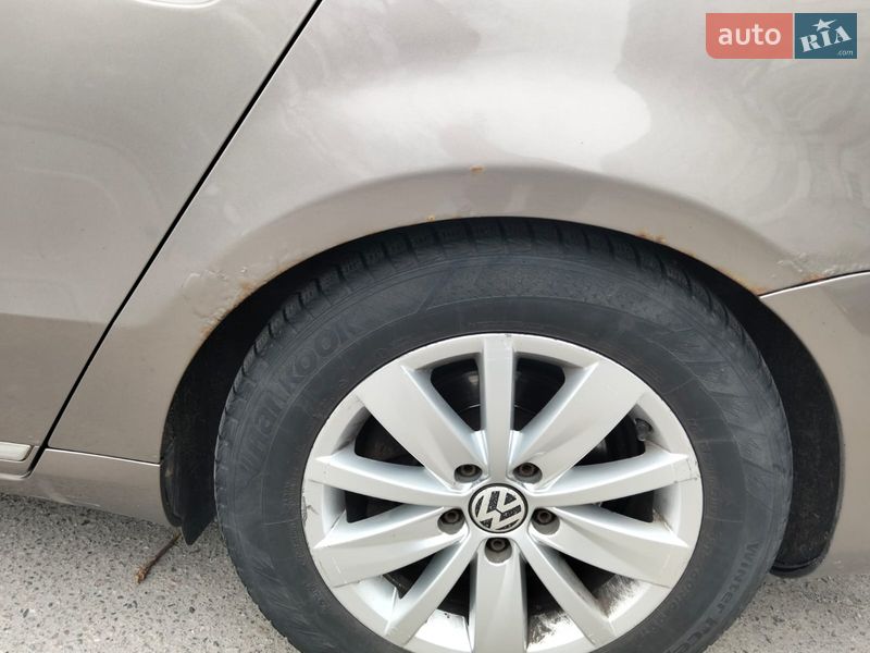 Универсал Volkswagen Passat 2011 в Белой Церкви