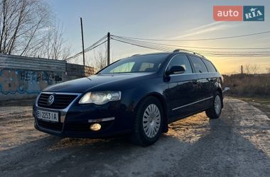 Універсал Volkswagen Passat 2009 в Харкові