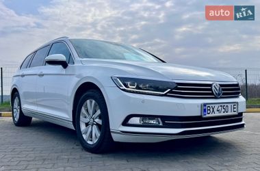 Універсал Volkswagen Passat 2017 в Хмельницькому