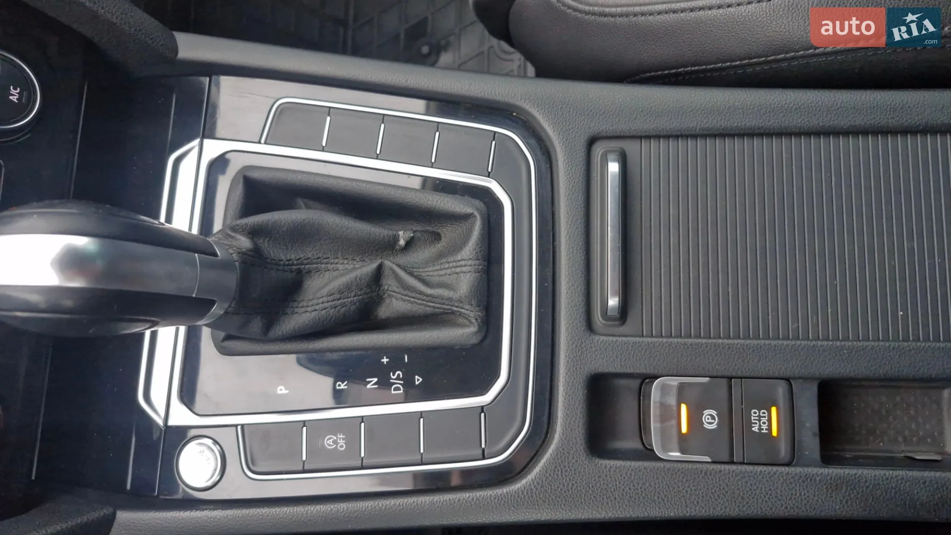 2016 Volkswagen Passat - мініатюра 18