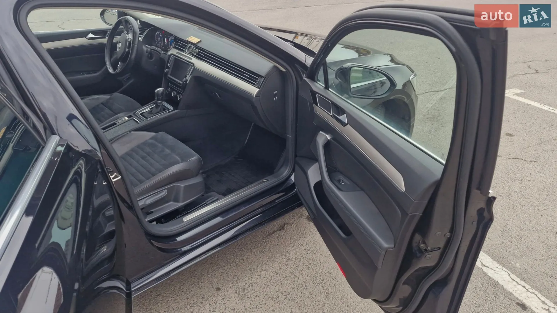 2016 Volkswagen Passat - мініатюра 24