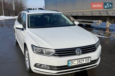 Універсал Volkswagen Passat 2015 в Львові