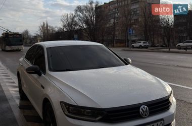 Седан Volkswagen Passat 2017 в Кривому Розі