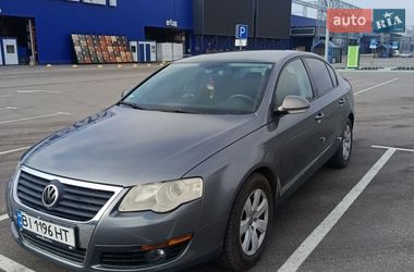 Седан Volkswagen Passat 2005 в Полтаве