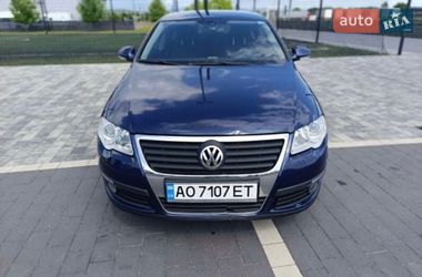 Седан Volkswagen Passat 2006 в Ужгороде