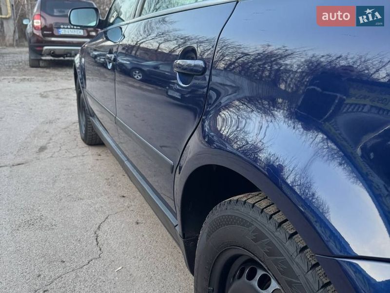 Седан Volkswagen Passat 2001 в Чернигове