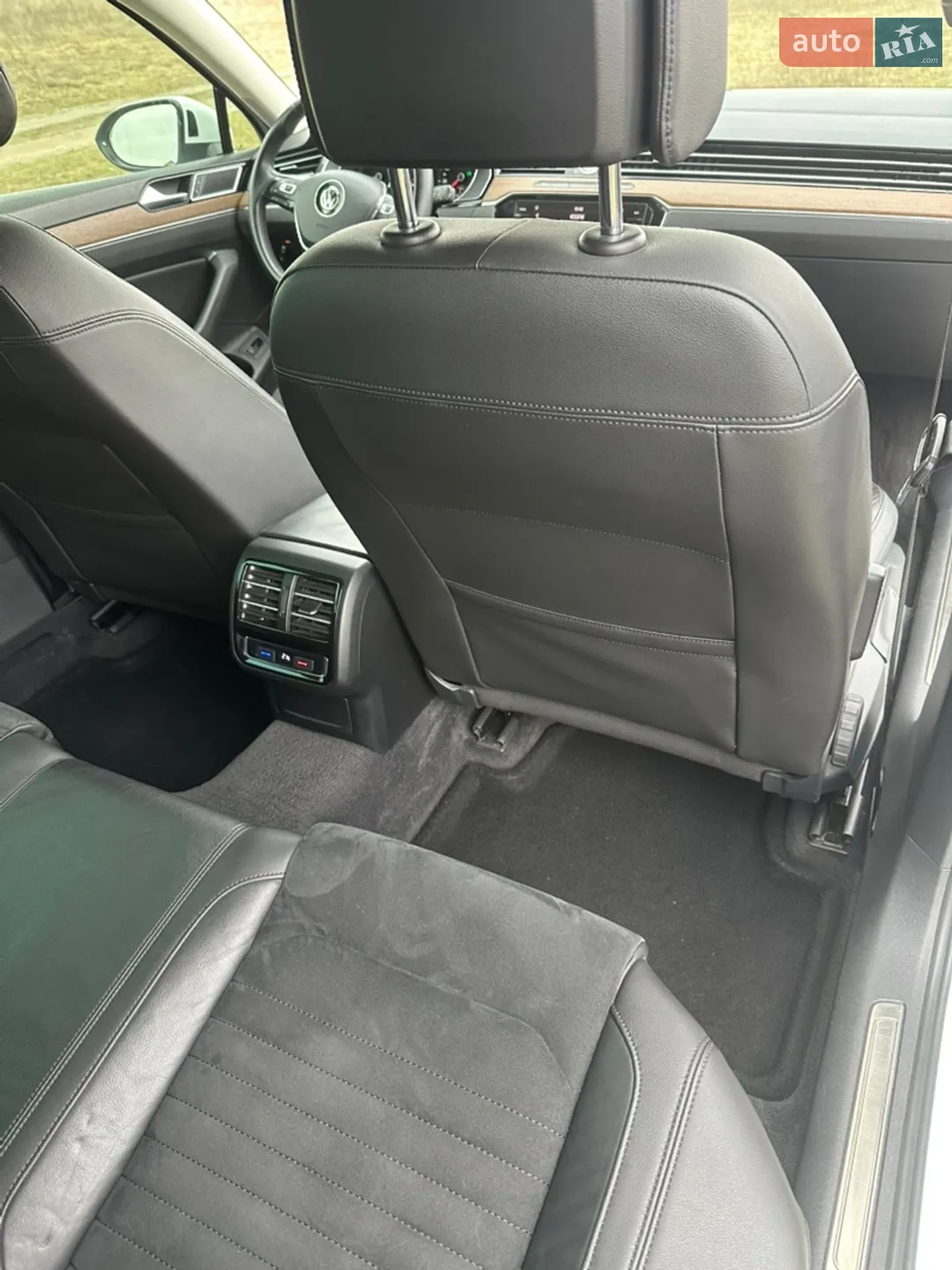 2017 Volkswagen Passat - мініатюра 12