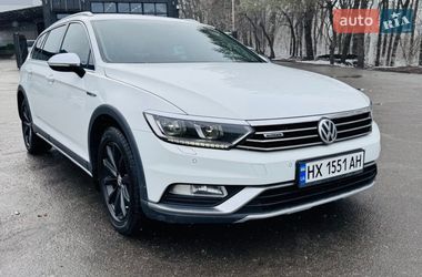 Универсал Volkswagen Passat 2016 в Хмельницком