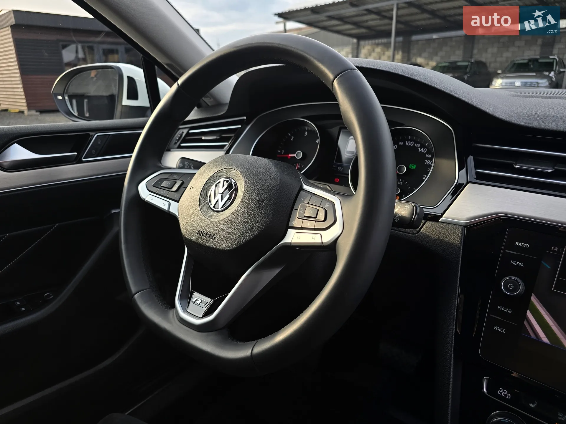 2019 Volkswagen Passat - мініатюра 37