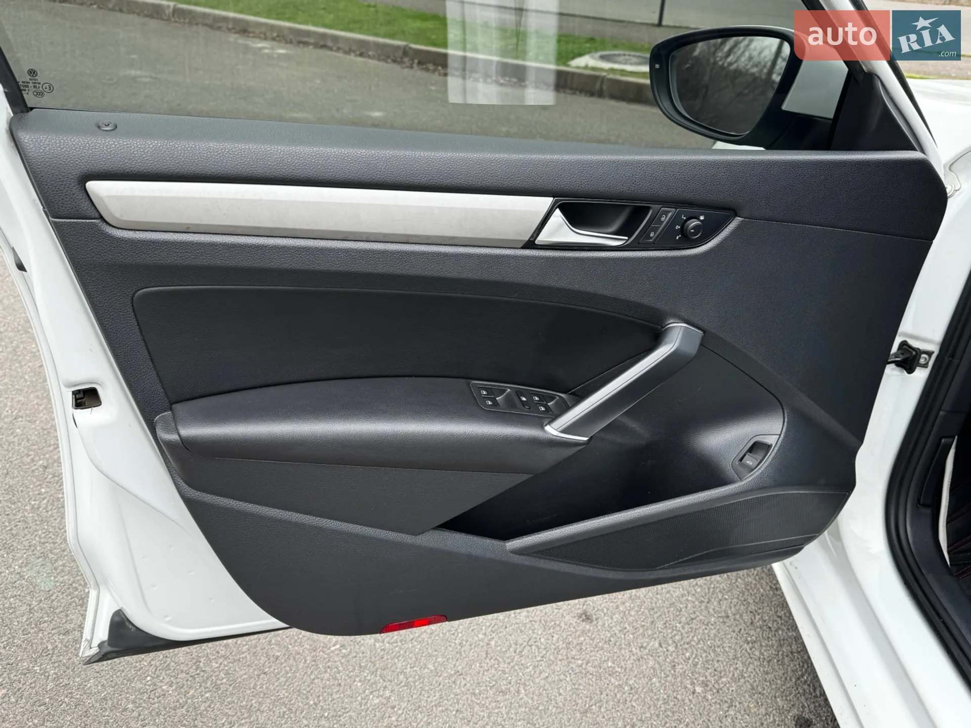 2020 Volkswagen Passat - мініатюра 13