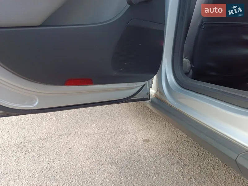 Volkswagen Passat 2005 VIN WVWZZZ3CZ6P000200 фото оголошення 29 з 74