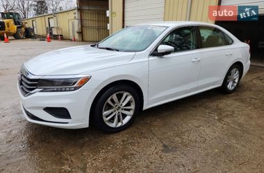 Седан Volkswagen Passat 2020 в Николаеве
