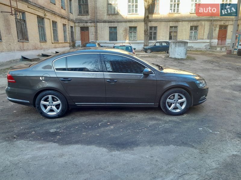 Volkswagen Passat 2012