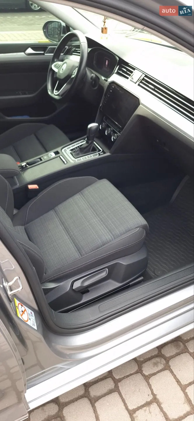2020 Volkswagen Passat - мініатюра 34