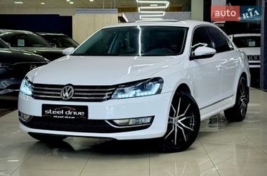 Седан Volkswagen Passat 2012 в Миколаєві