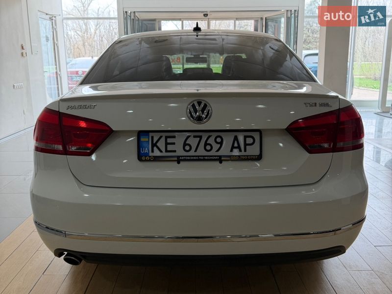 Седан Volkswagen Passat 2014 в Кривом Роге