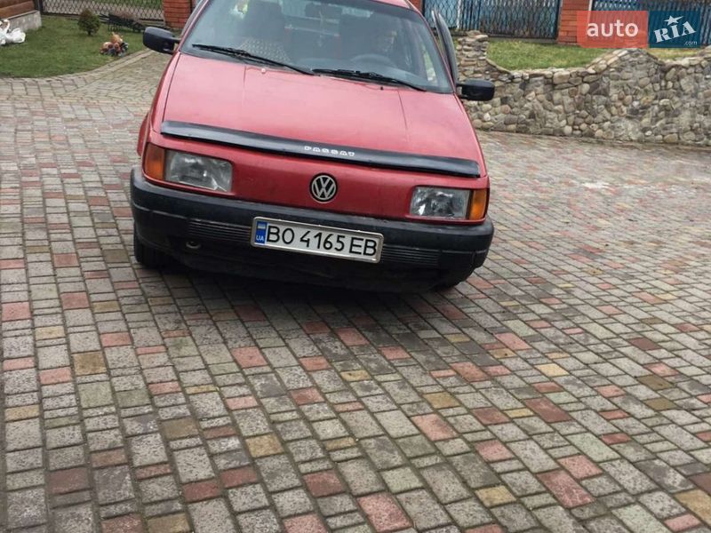 Volkswagen Passat 1992