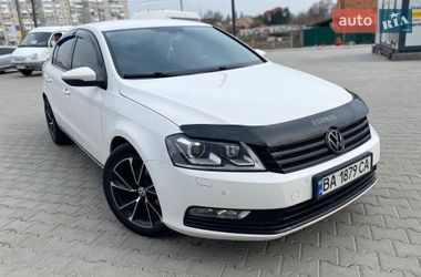 Седан Volkswagen Passat 2012 в Кропивницком