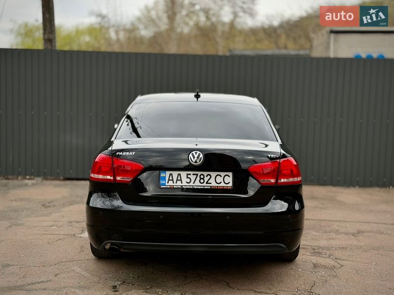 Седан Volkswagen Passat 2014 в Киеве