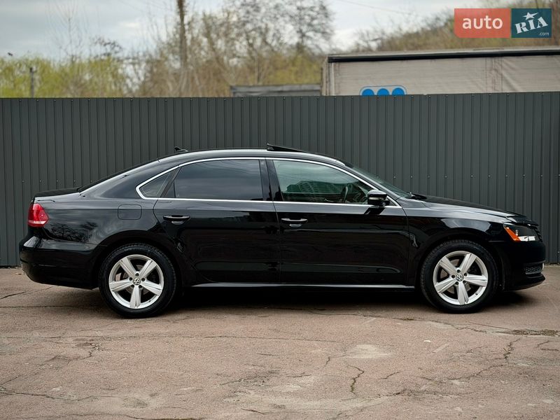 Седан Volkswagen Passat 2014 в Киеве