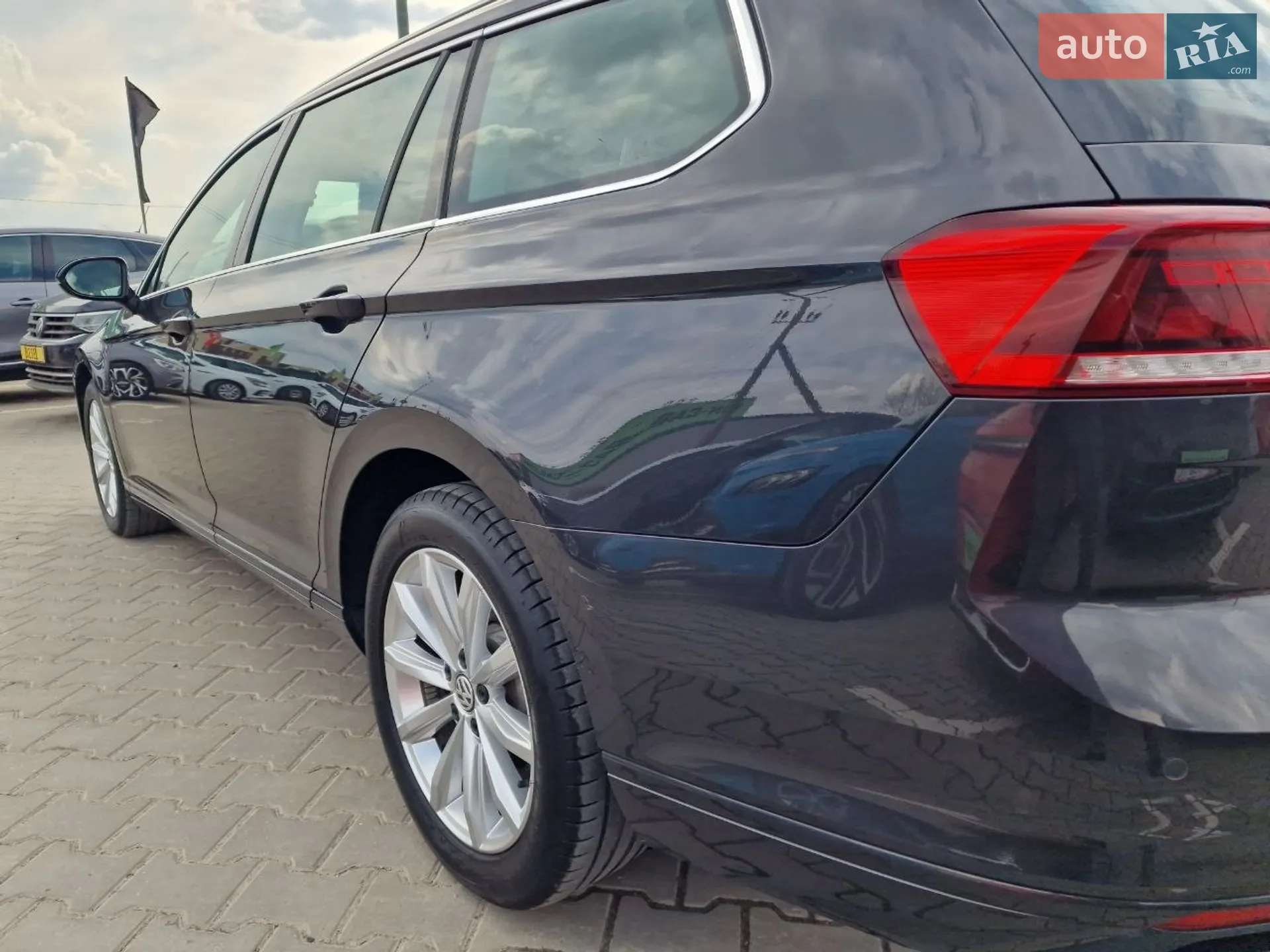 2020 Volkswagen Passat - мініатюра 13