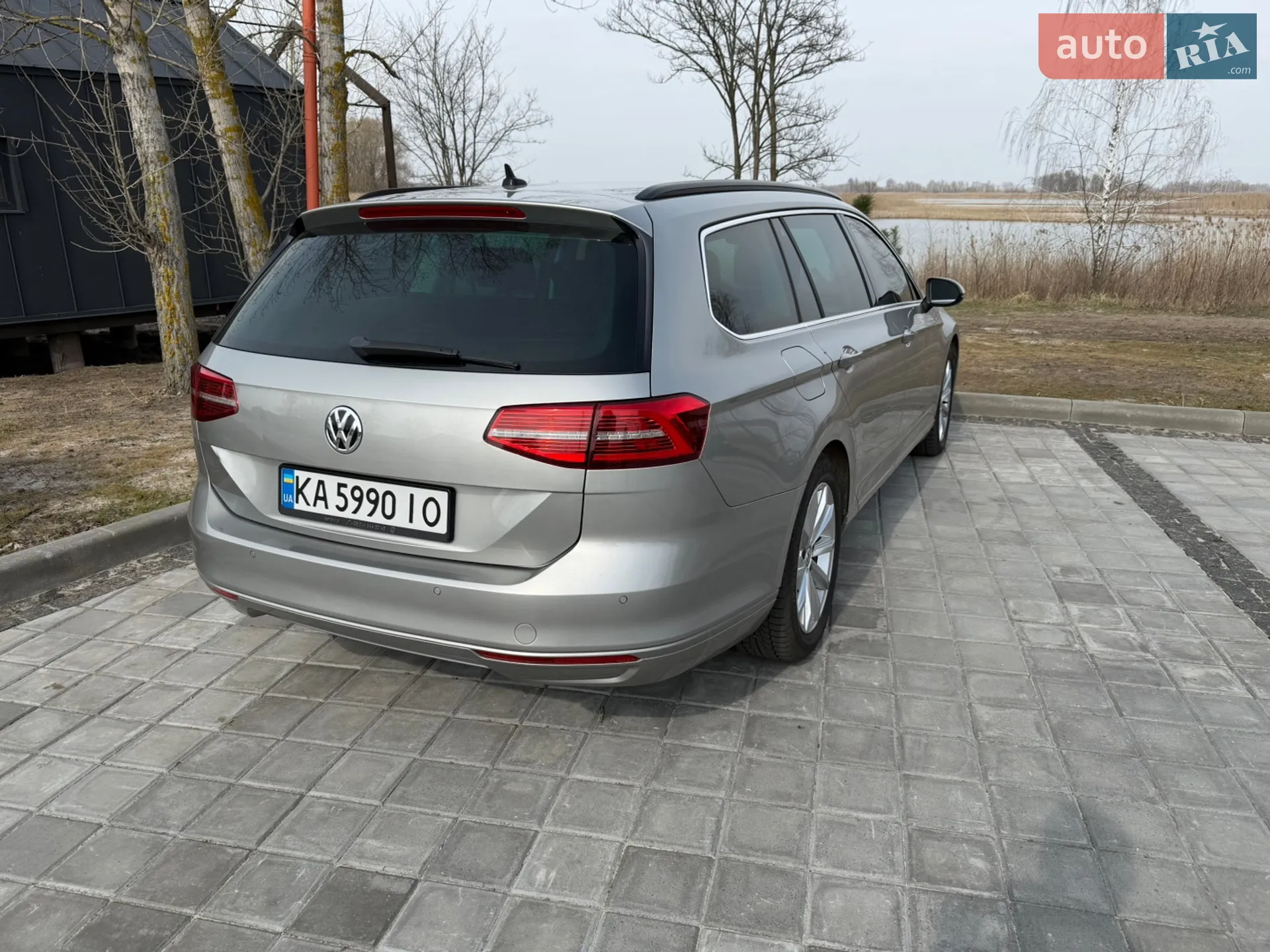 2016 Volkswagen Passat - мініатюра 2