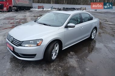 Седан Volkswagen Passat 2014 в Звягелі