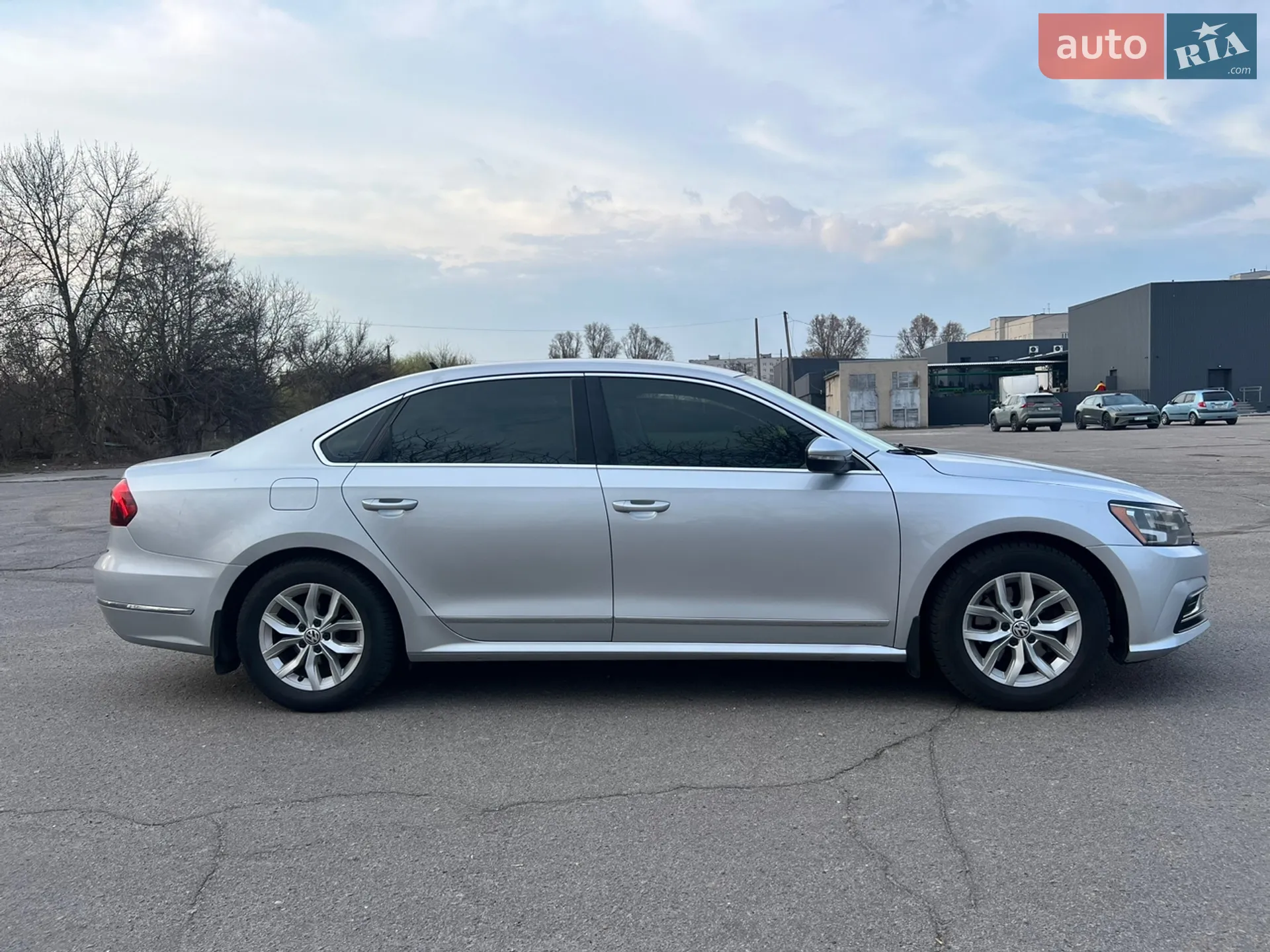2016 Volkswagen Passat - мініатюра 3