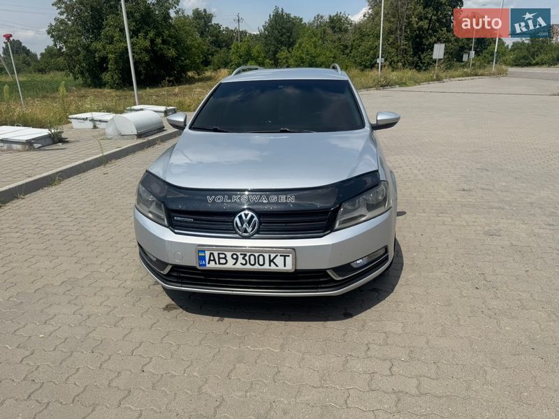 Volkswagen Passat 2011