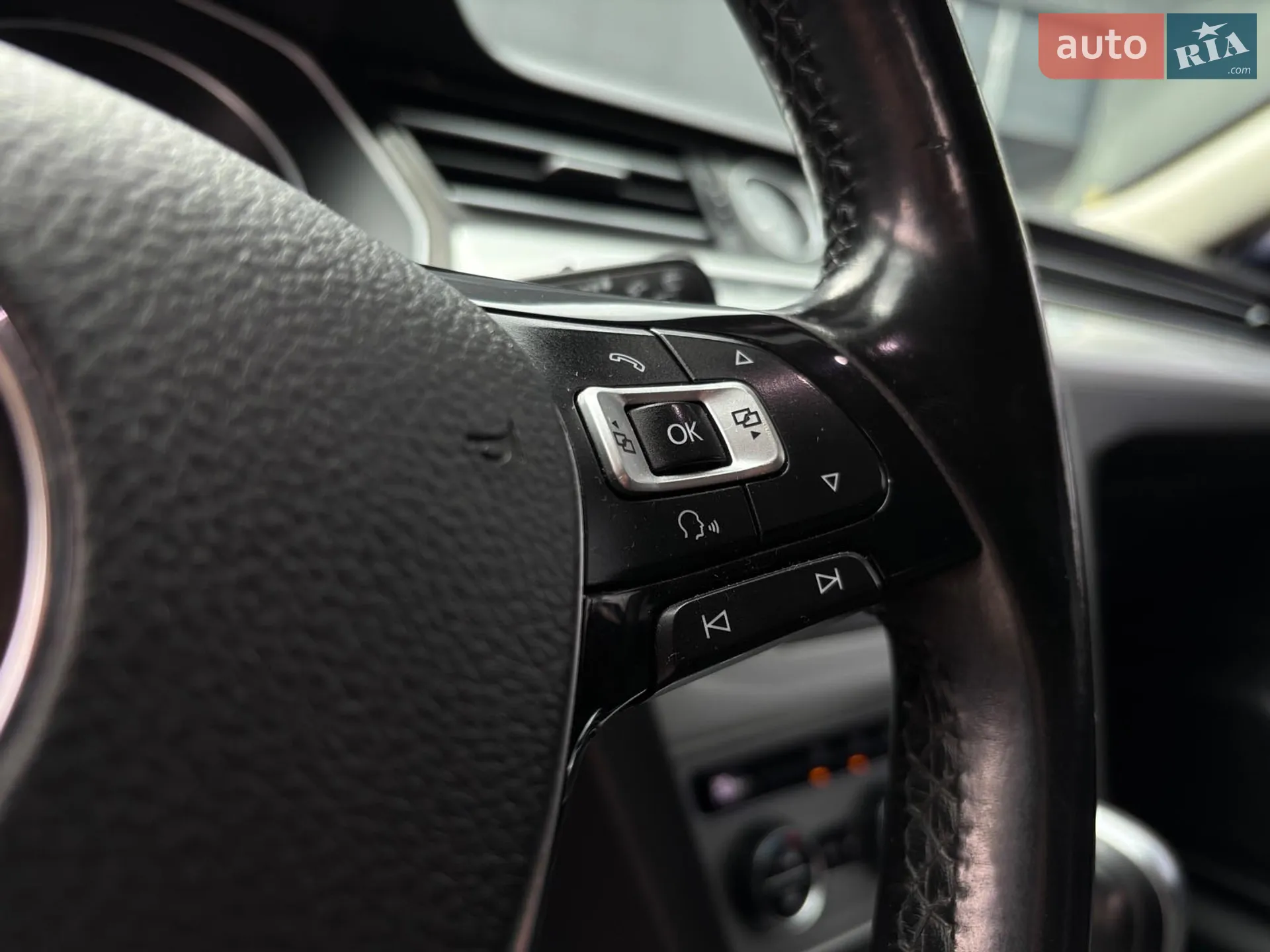 2015 Volkswagen Passat - мініатюра 26