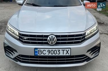 Седан Volkswagen Passat 2017 в Жидачове