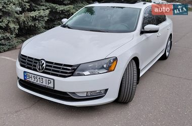 Седан Volkswagen Passat 2015 в Одессе