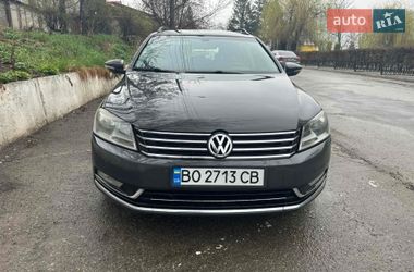 Универсал Volkswagen Passat 2011 в Тернополе