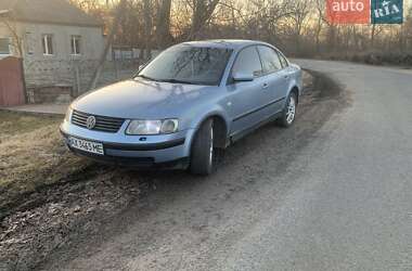 Седан Volkswagen Passat 1997 в Полтаві