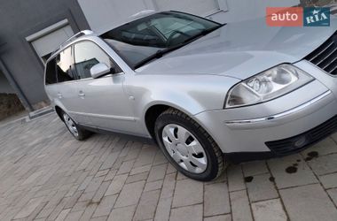 Универсал Volkswagen Passat 2002 в Яремче