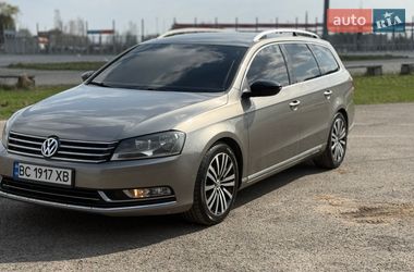 Универсал Volkswagen Passat 2012 в Львове