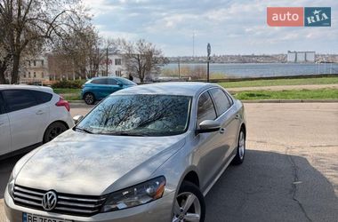 Седан Volkswagen Passat 2012 в Николаеве