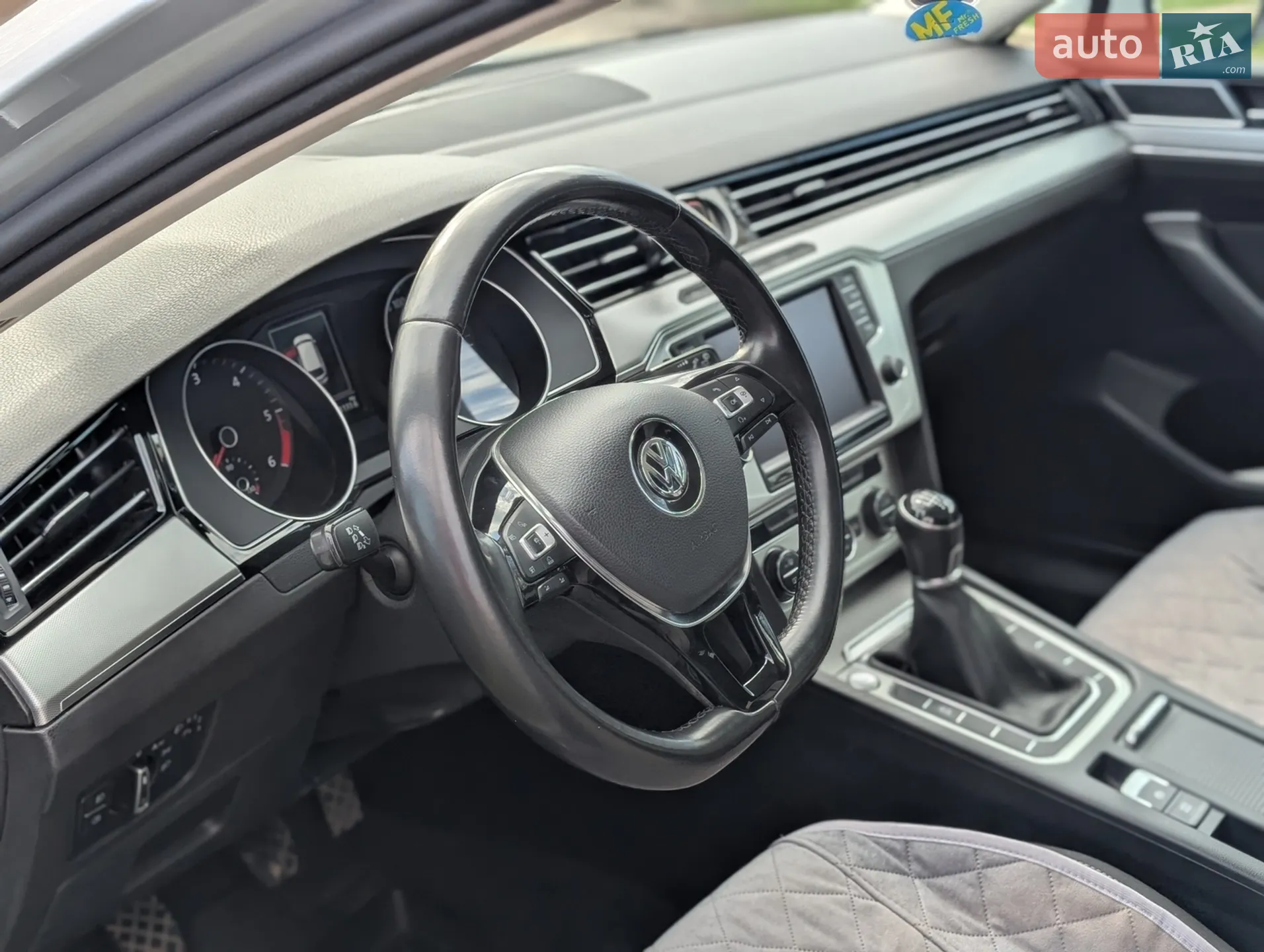 2015 Volkswagen Passat - мініатюра 9