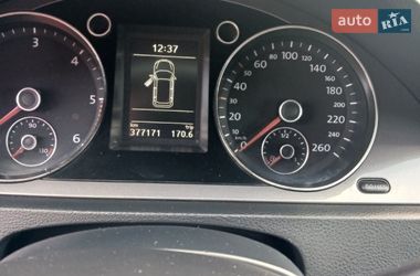 Універсал Volkswagen Passat 2010 в Івано-Франківську