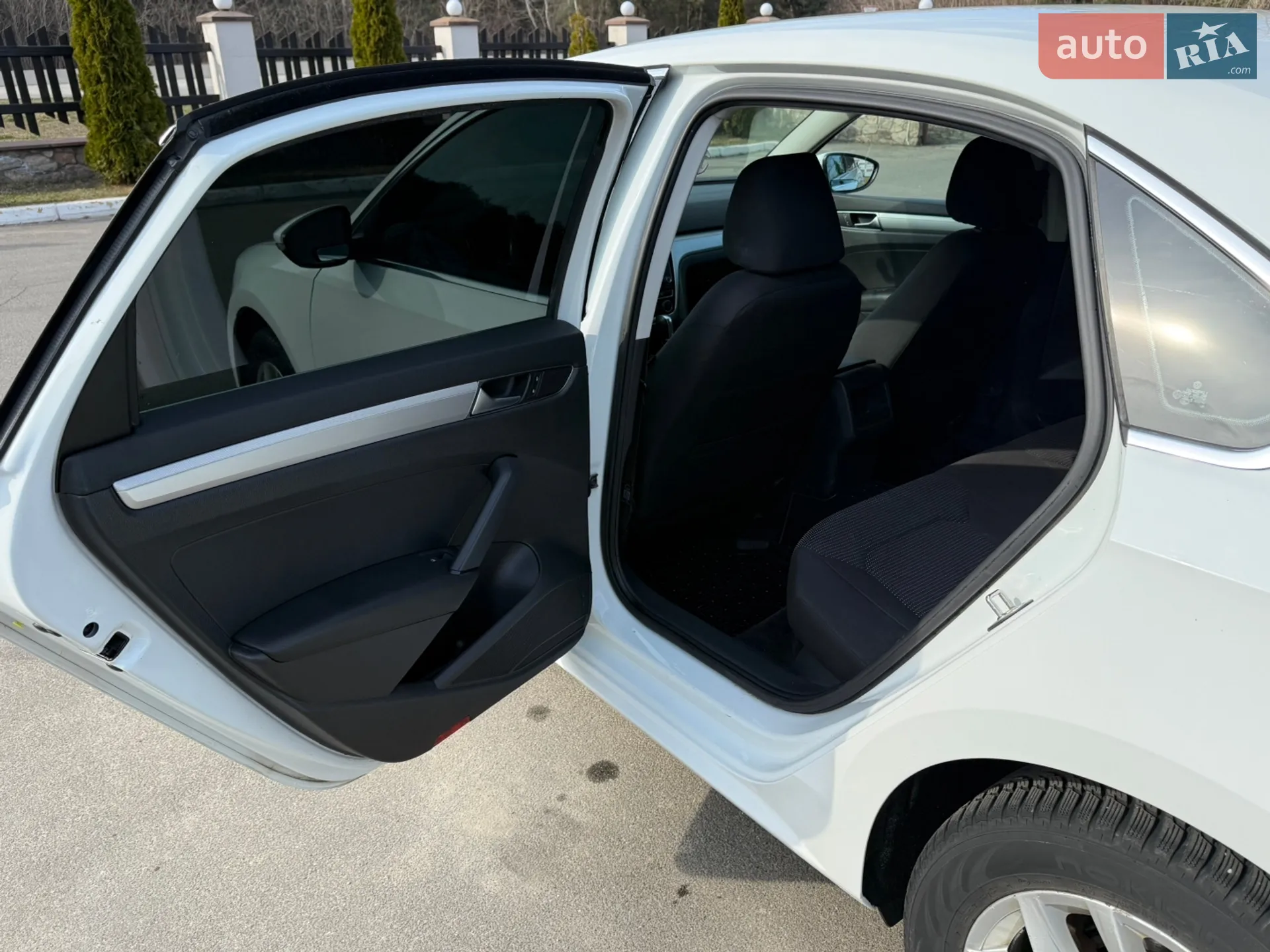 2015 Volkswagen Passat - мініатюра 32