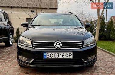 Універсал Volkswagen Passat 2011 в Львові