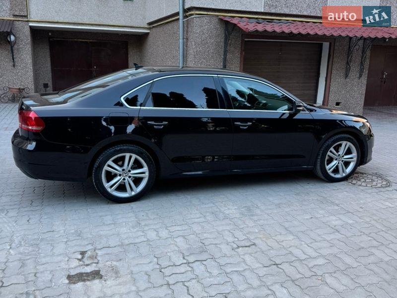 Седан Volkswagen Passat 2013 в Тернополе