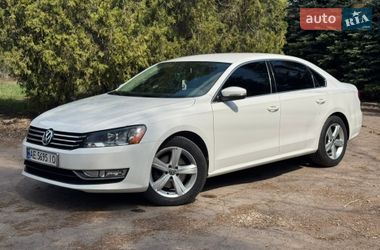 Седан Volkswagen Passat 2015 в Днепре