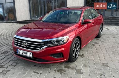 Седан Volkswagen Passat 2021 в Тернополе