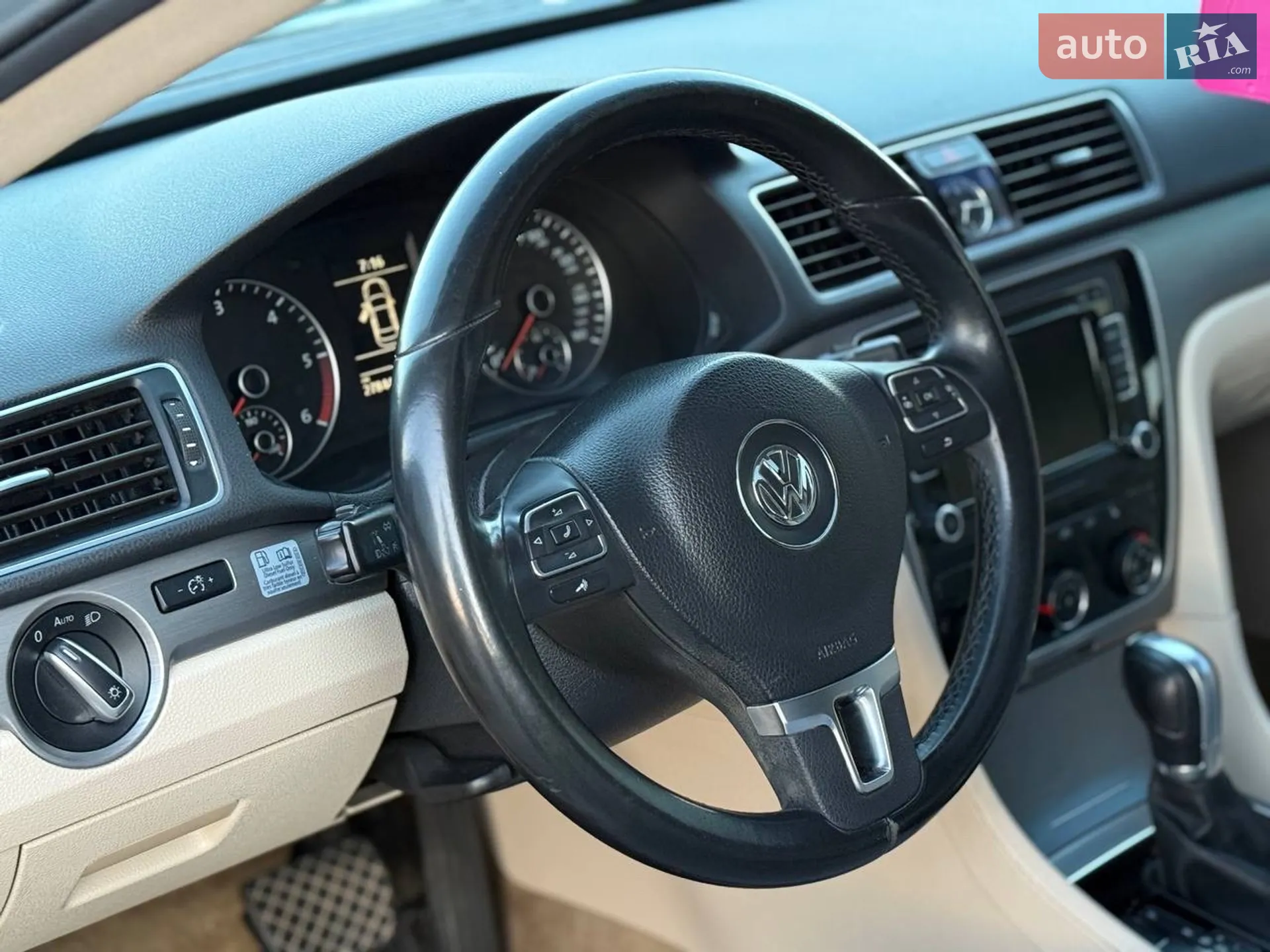 2014 Volkswagen Passat - мініатюра 11
