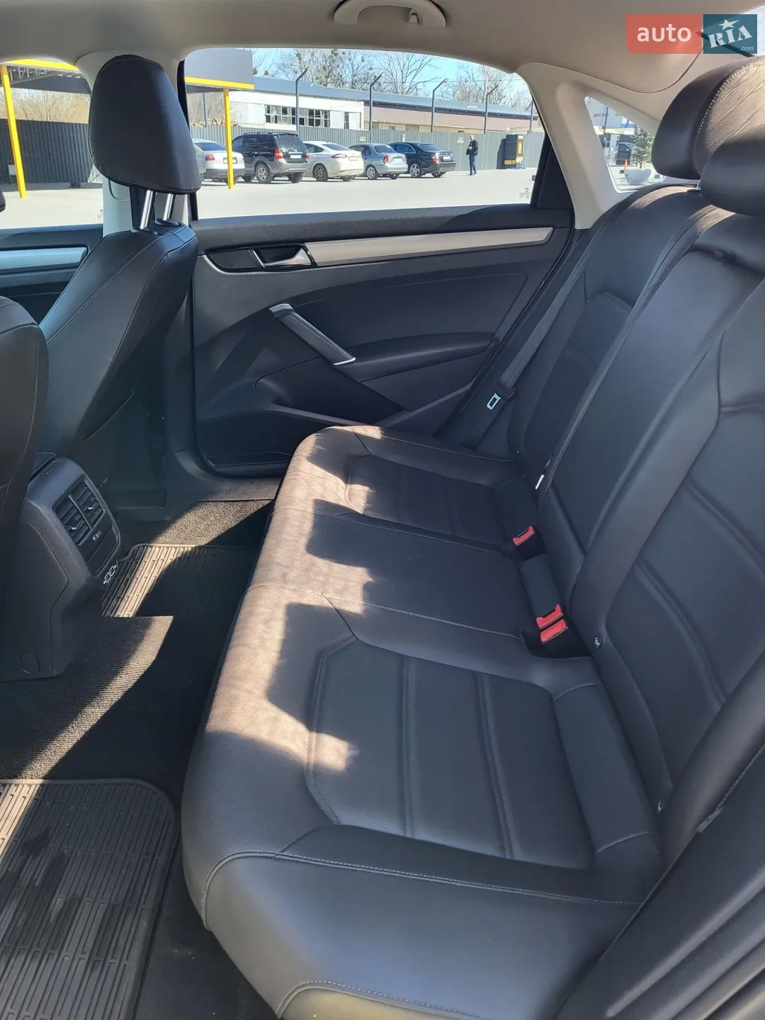 2021 Volkswagen Passat - мініатюра 18