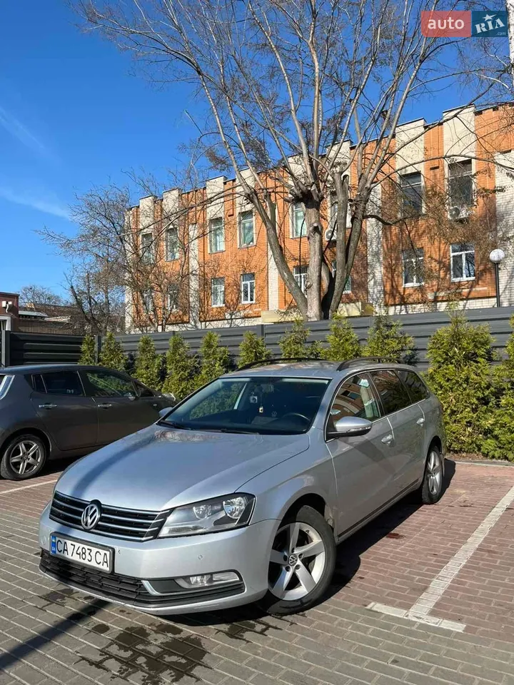 2013 Volkswagen Passat - мініатюра 16