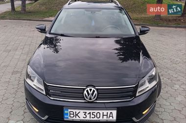 Універсал Volkswagen Passat 2012 в Дубні
