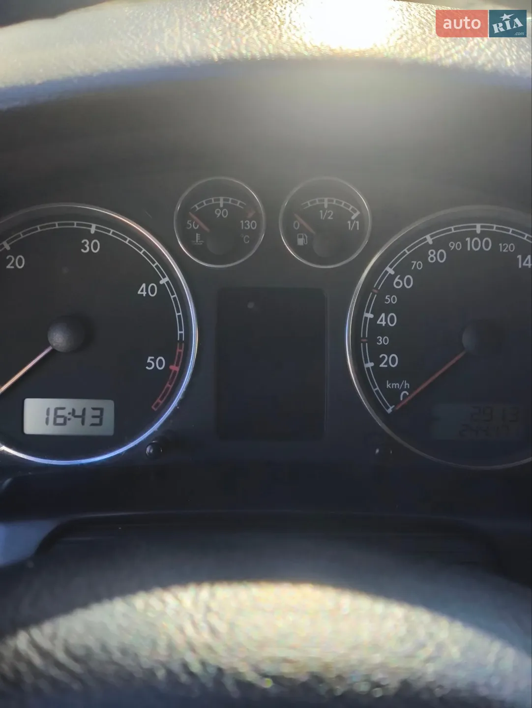 Volkswagen Passat 2004 VIN WVWZZZ3BZ5P030335 фото оголошення 3 з 20
