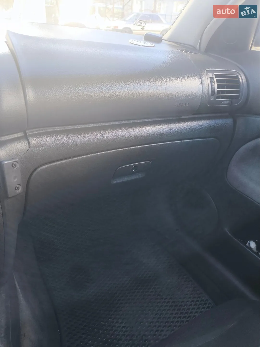 Volkswagen Passat 2004 VIN WVWZZZ3BZ5P030335 фото оголошення 5 з 20